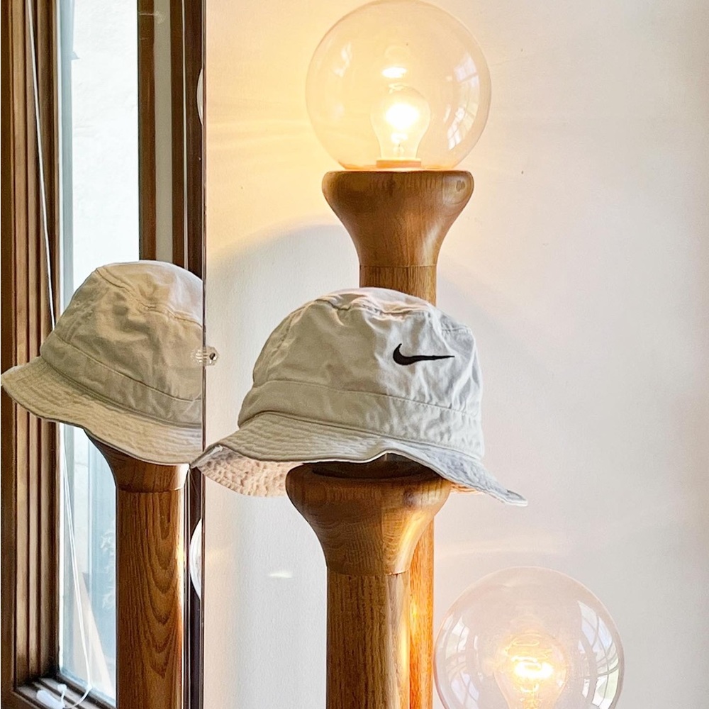 Vintage Nike Beige Bucket Hat